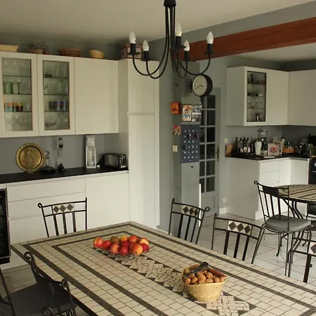 Les Sittelles Bed & Breakfast *